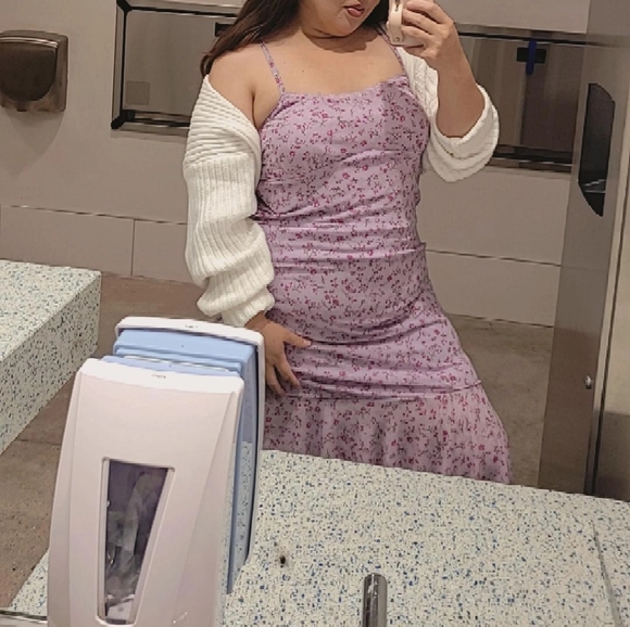 Dress - Picture 2 of 8